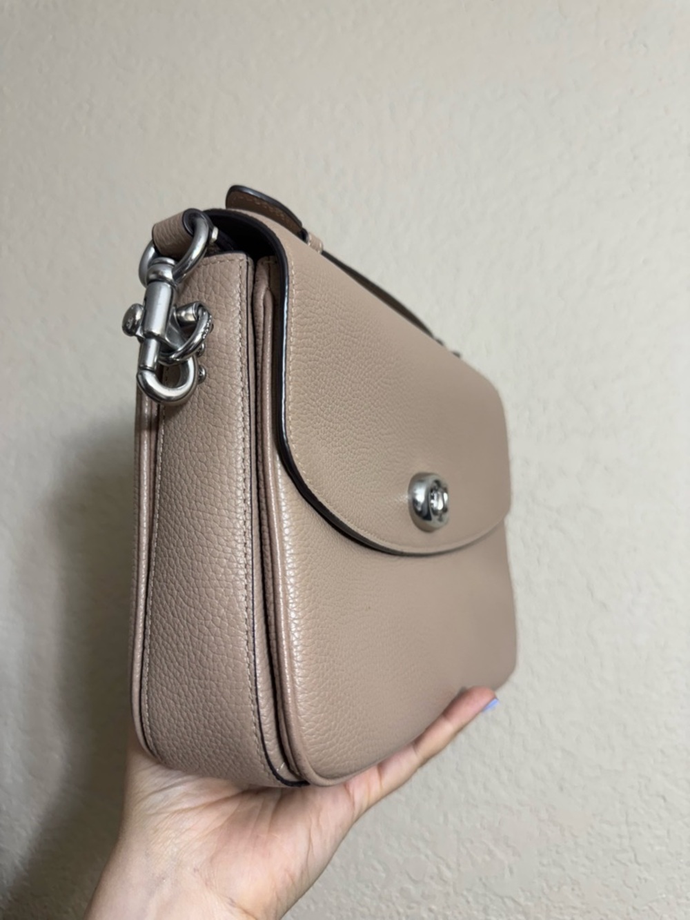 Coach Cassie Pebbled Leather Crossbody bag in Taupe Silver - Picture 2 of 11